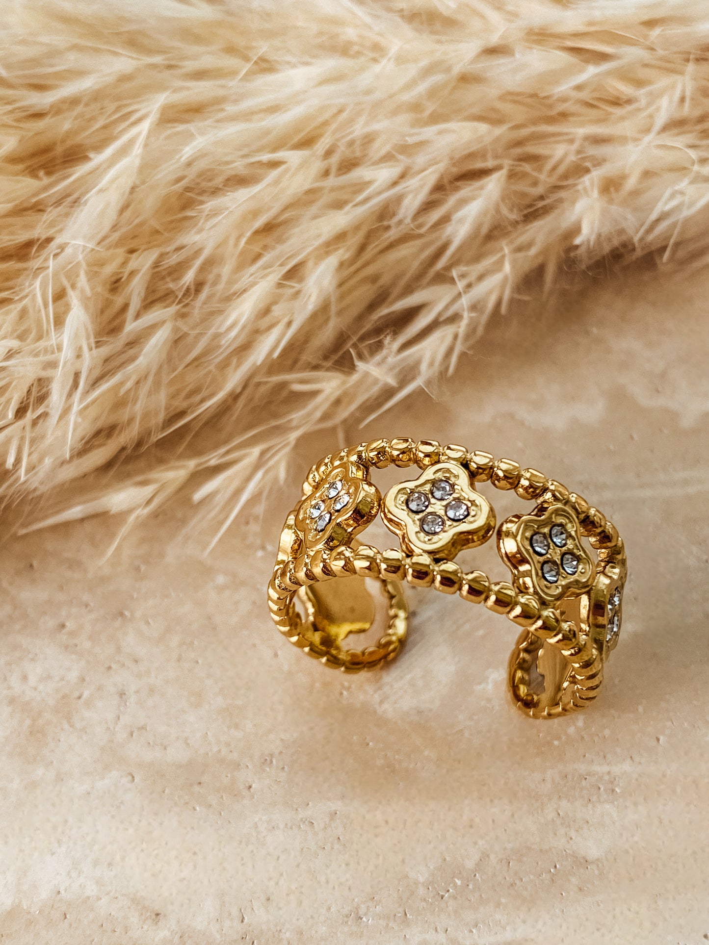 Ring Alva