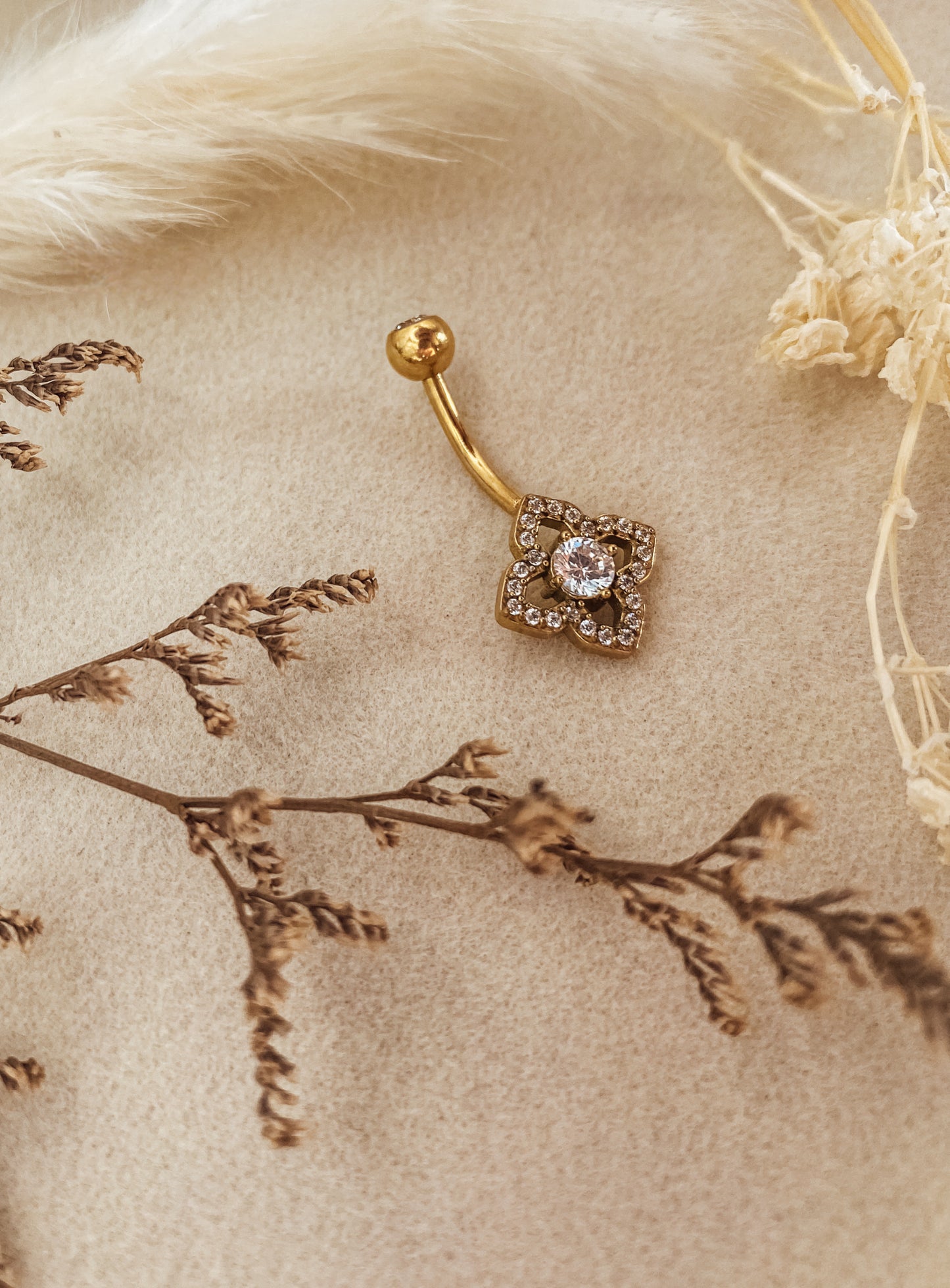 Bauchnabelpiercing Ornamenta