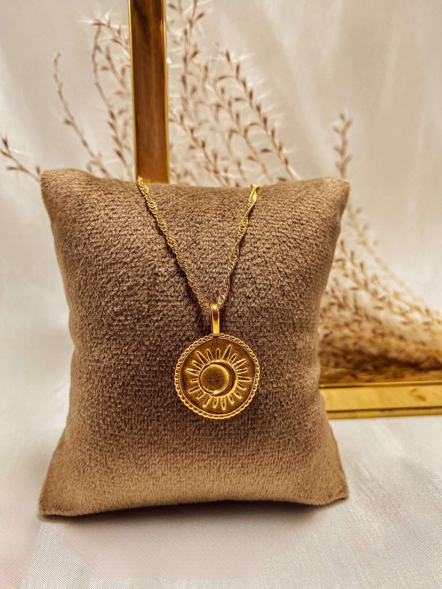 Kette Solenne