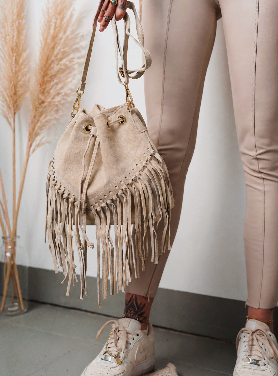 Echtleder Beuteltasche Beige Camilla