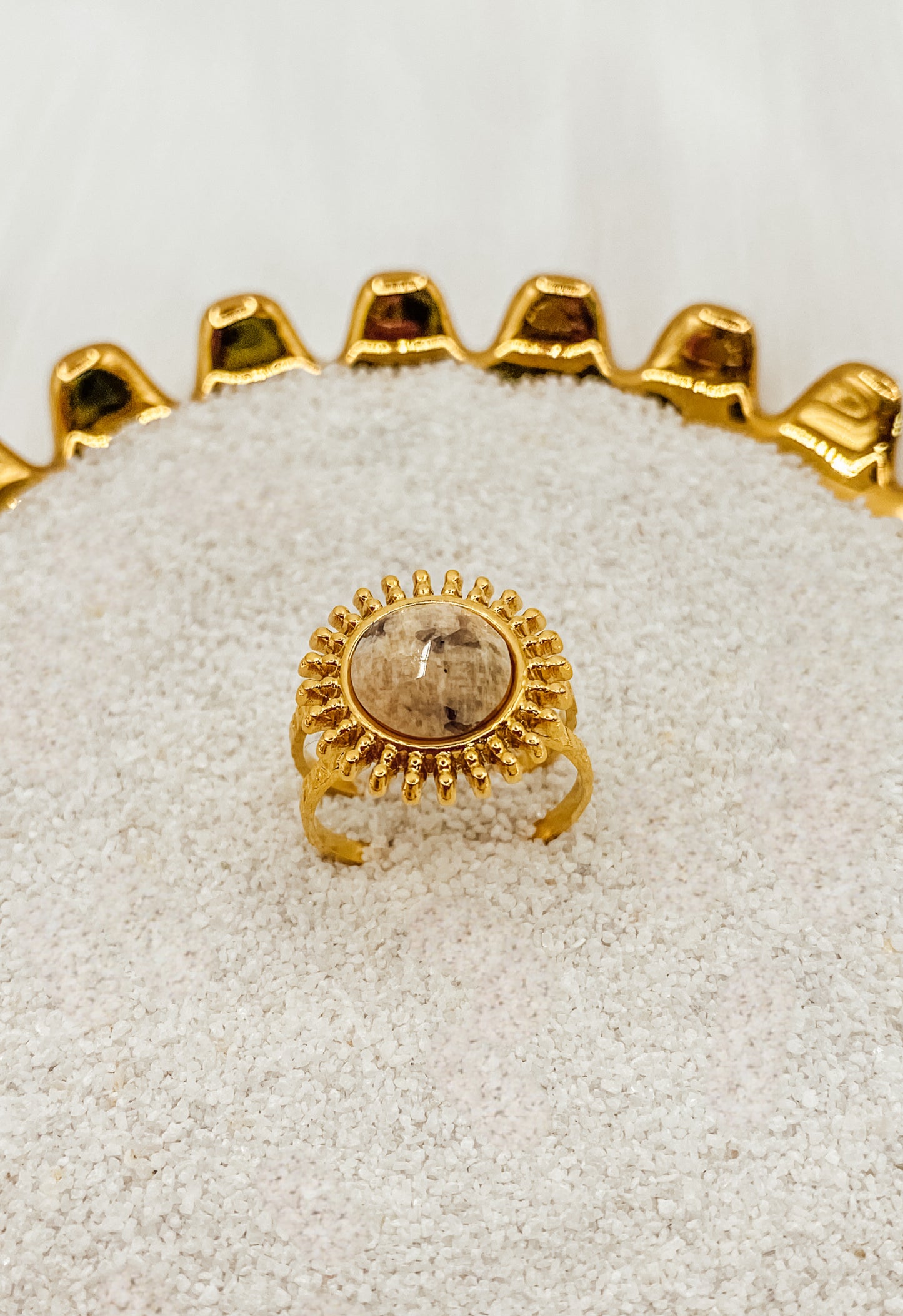 Ring Elara
