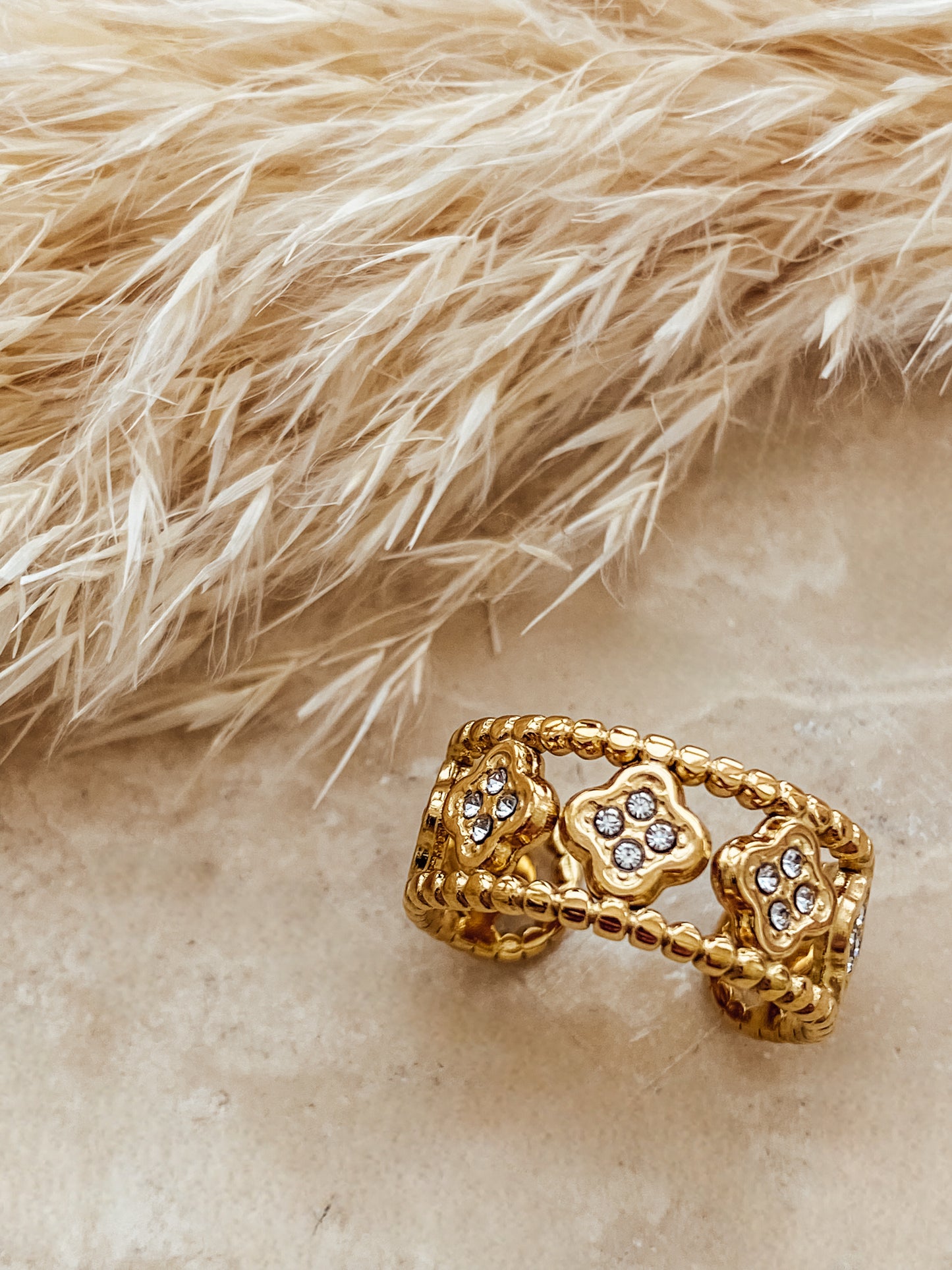 Ring Alva